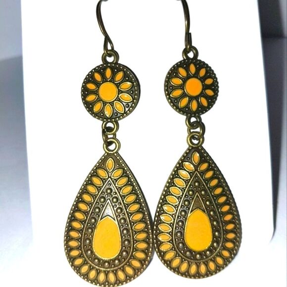 Vintage Boho earrings - Picture 5 of 5